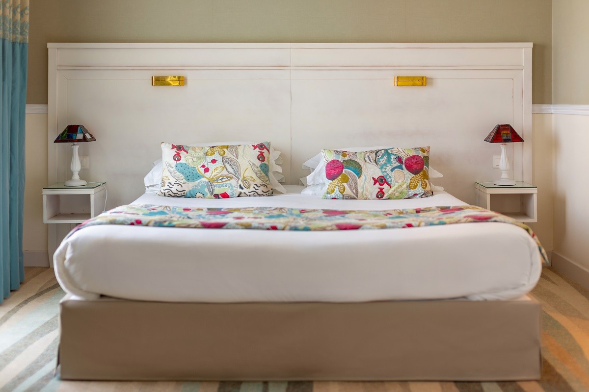 395/Photos/Chambres/Superieure/Terre/castel_clara_thalasso_and_spa_chambre_superieure_vue_terre.jpg